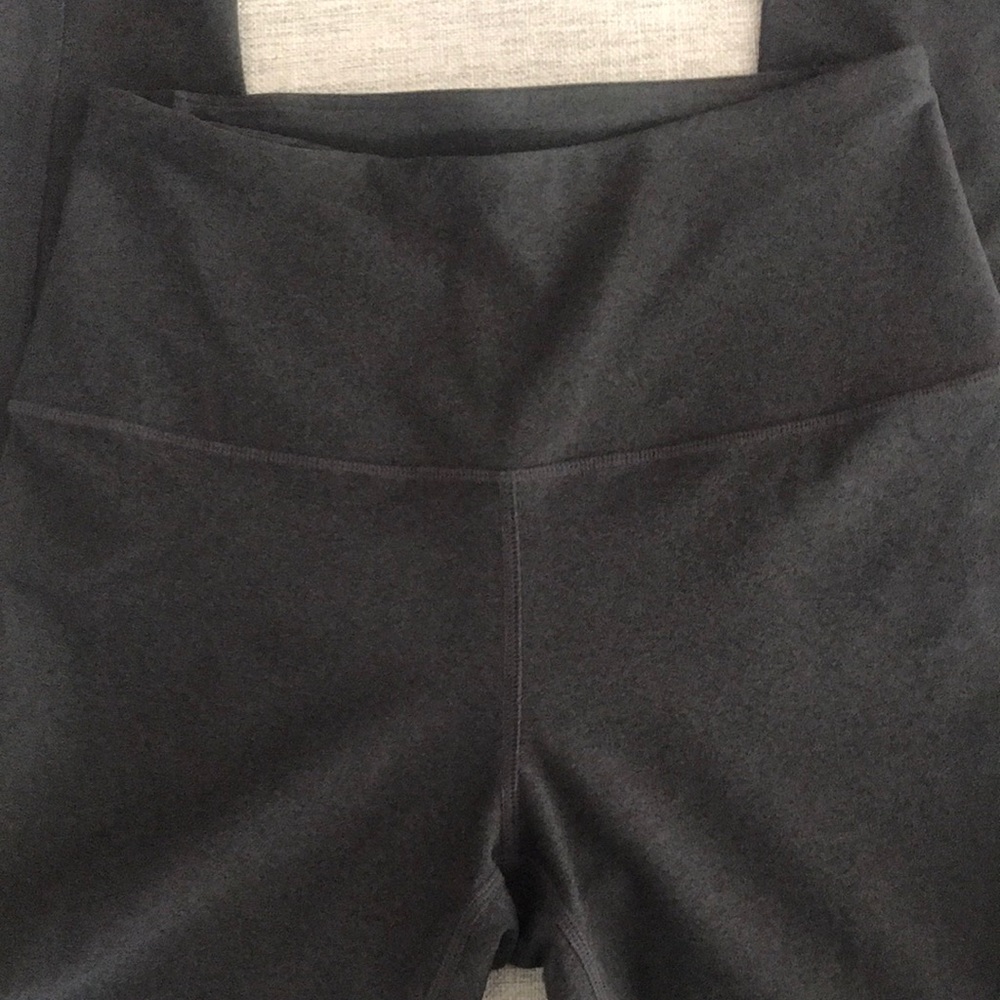MPG High-Waisted Cut-to-Length Hem Legging 27" - Picture 4 of 8